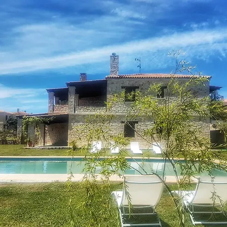 빌라 Luxurious Stone House In Elani