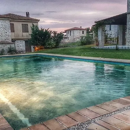 וילה Luxurious Stone House In Elani