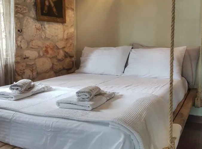 Luxurious Stone House In Elani *